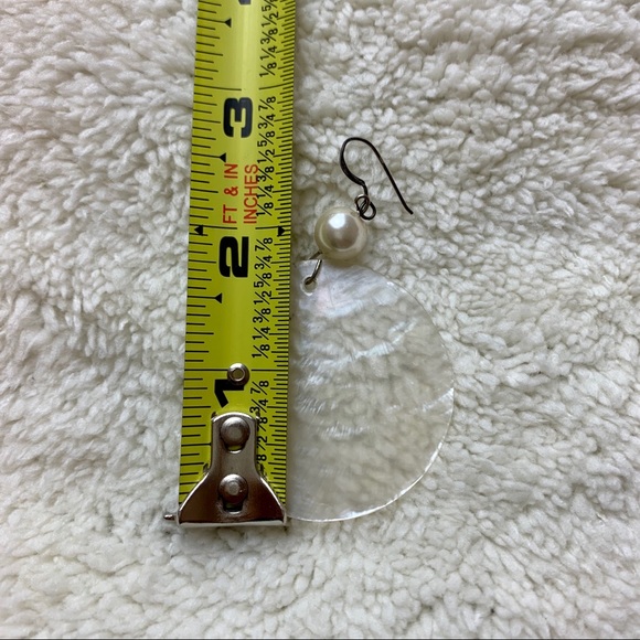 Mother of Pearl Disc Earrings - Picture 7 of 7